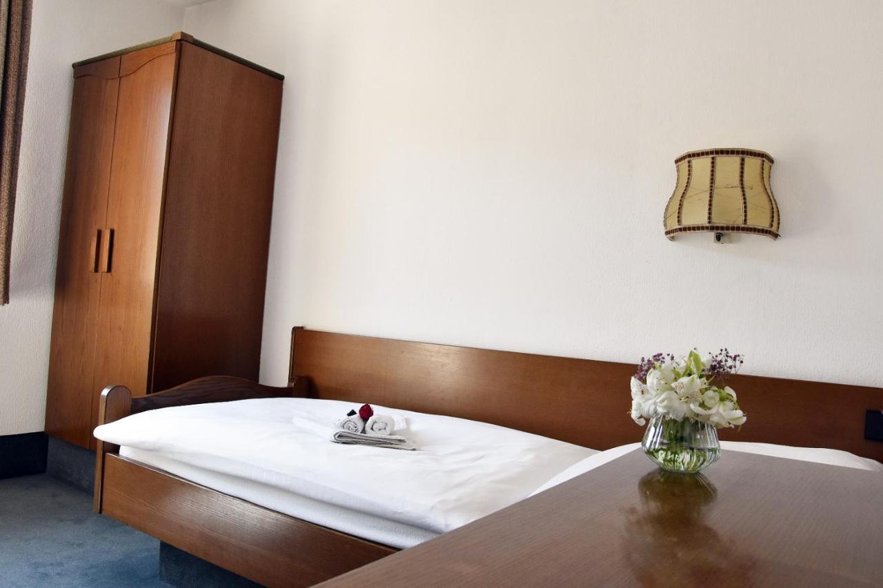 Hotel Goldene Rose Ebersbach an der Fils Luaran gambar